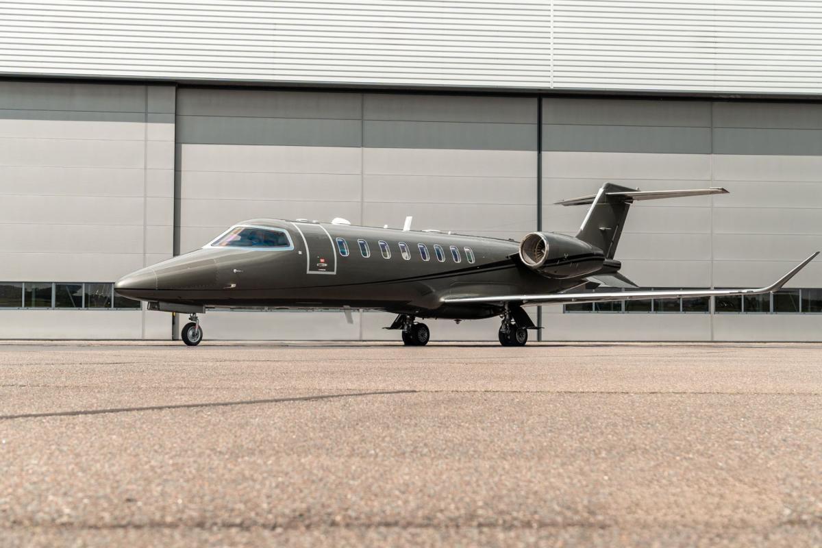 2016 Bombardier Learjet 75 Photo 2