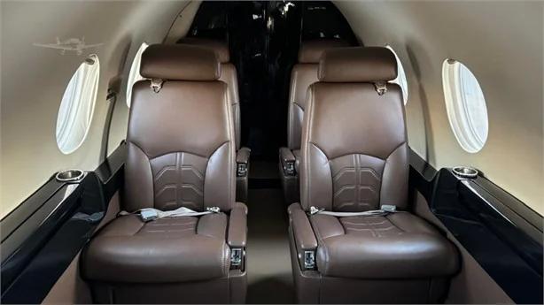 1993 BEECHCRAFT BEECHJET 400A Photo 3