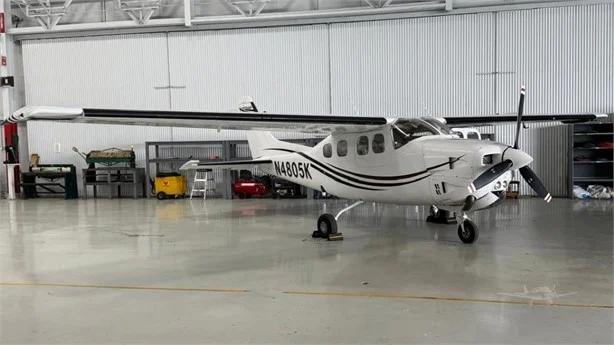 1979 CESSNA P210N Photo 2