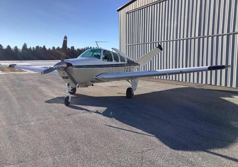 1977 Beech V35B Bonanza Photo 2