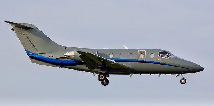 2002 Beechjet 400A Photo 2