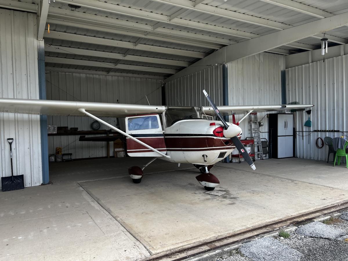 1965 Cessna 172F Photo 2