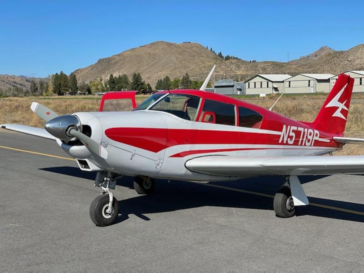 1959 Piper Comanche 180 Photo 2