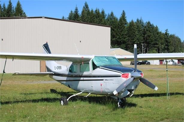 1976 CESSNA TURBO 210 Photo 2