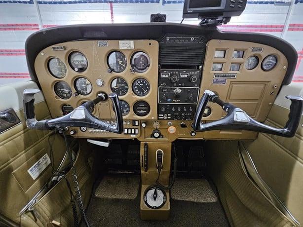 1970 CESSNA 172L SKYHAWK Photo 6