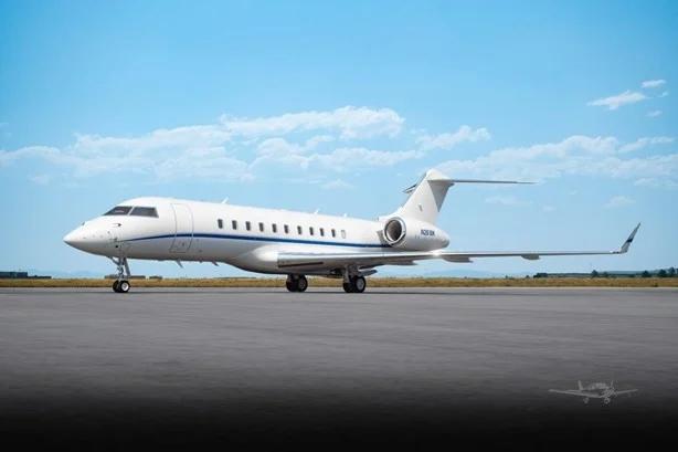 2012 BOMBARDIER GLOBAL 5000 Photo 2