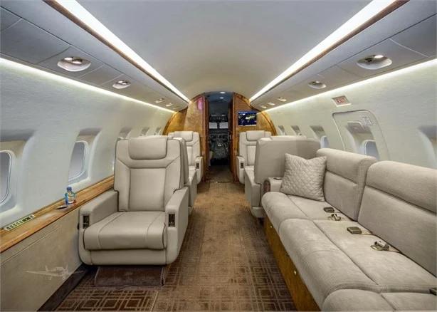 2000 BOMBARDIER CHALLENGER 604 Photo 4