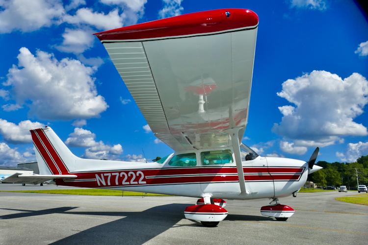 1974 Cessna 172M Skyhawk Photo 3