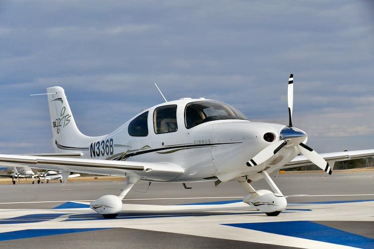 2006 Cirrus SR22 G2 GTS Photo 3