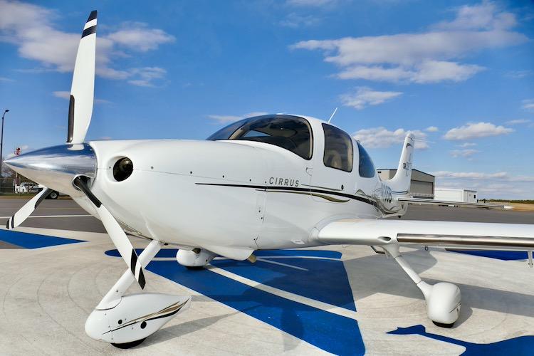 2006 Cirrus SR22 G2 GTS Photo 7