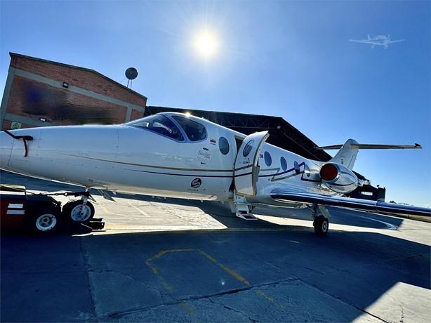 1999 BEECHCRAFT BEECHJET 400A Photo 3