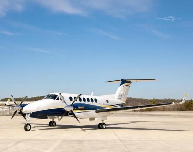 1998 BEECHCRAFT KING AIR 350 Photo 2