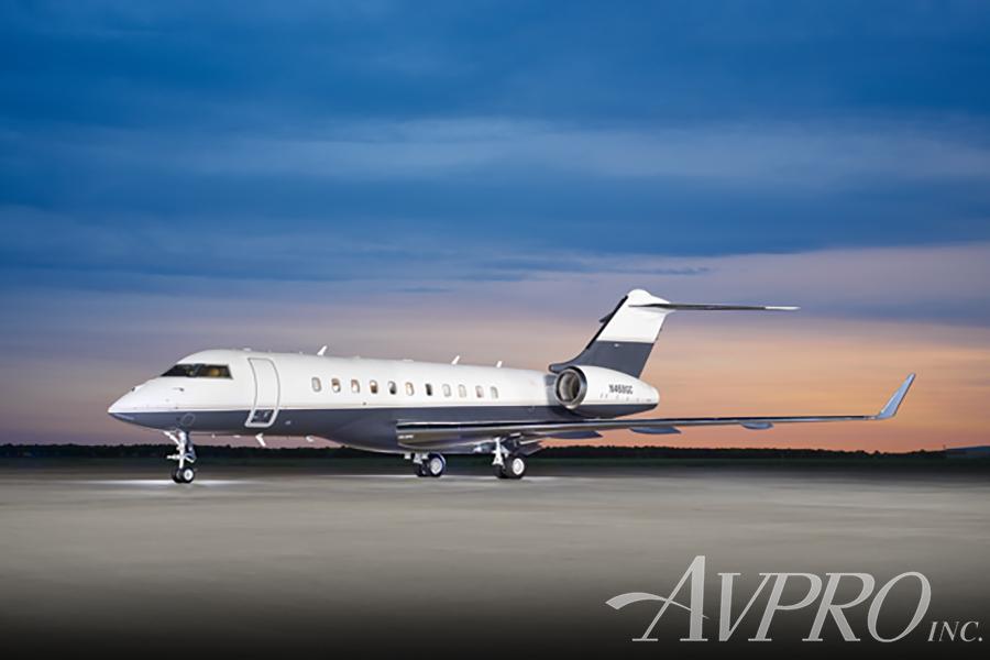 2013 BOMBARDIER GLOBAL 5000 Photo 2