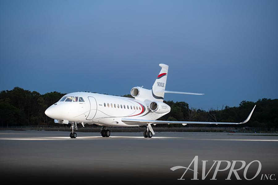 2020 Dassault Falcon 900LX Photo 2