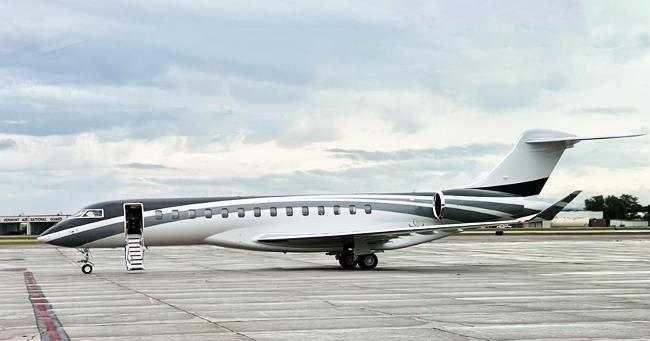 2022 BOMBARDIER GLOBAL 7500 Photo 2