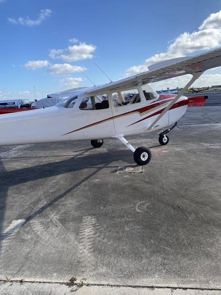 1979 Cessna C-172N Photo 2