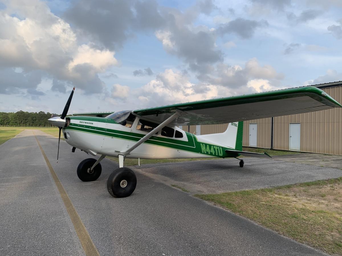 1978 Cessna A185F Photo 2