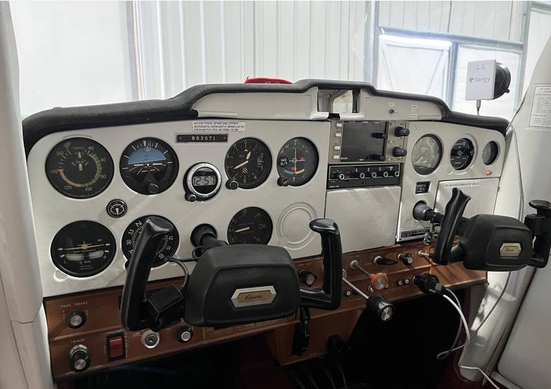 1976 CESSNA 150M  Photo 3