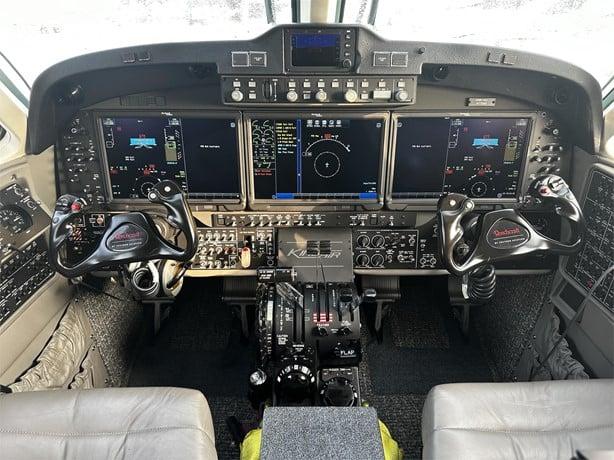 2021 BEECHCRAFT KING AIR 360 Photo 6