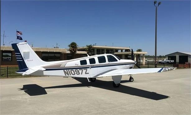 1997 BEECHCRAFT A36 BONANZA Photo 2