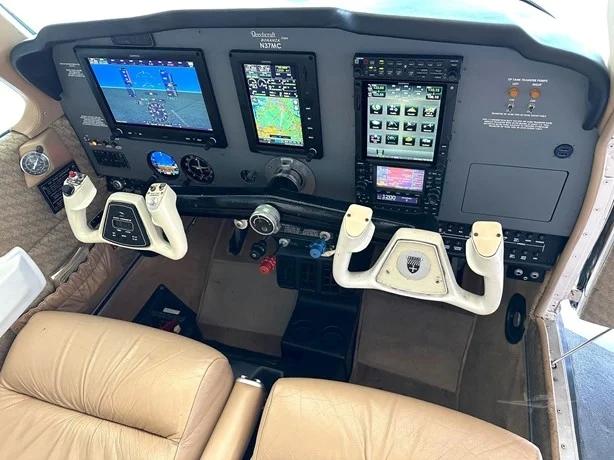 1988 BEECHCRAFT F33A BONANZA Photo 3