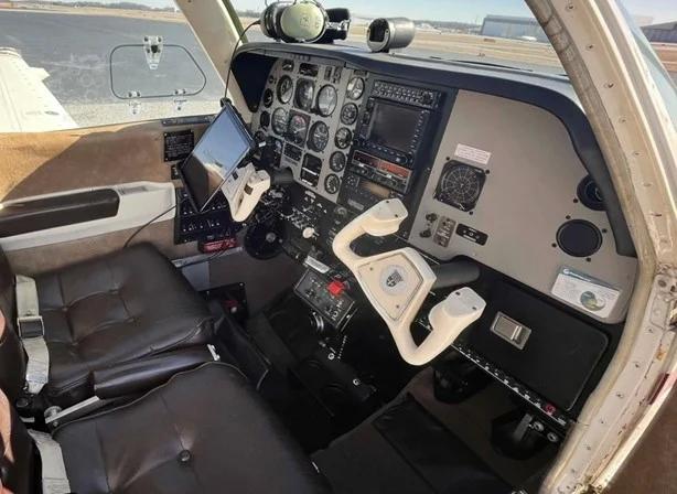 1984 BEECHCRAFT A36 BONANZA Photo 3