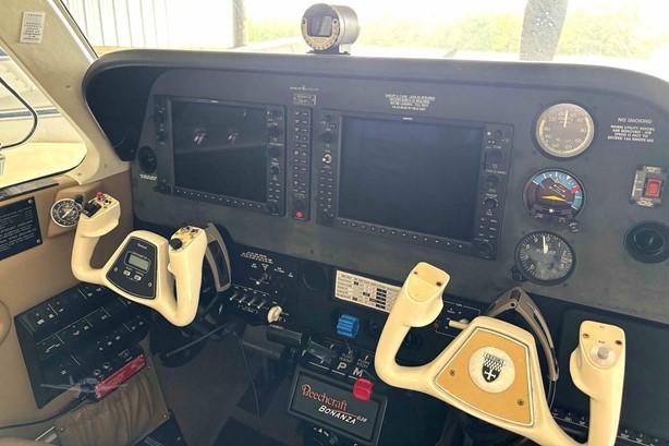 2008 BEECHCRAFT G36 BONANZA Photo 3