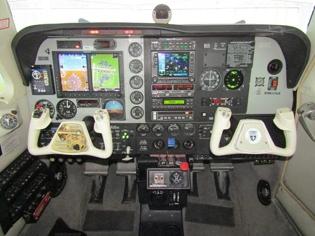 1997 BEECHCRAFT A36 BONANZA Photo 3