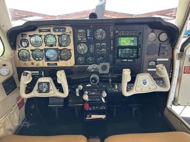 1975 BEECHCRAFT V35B BONANZA Photo 3