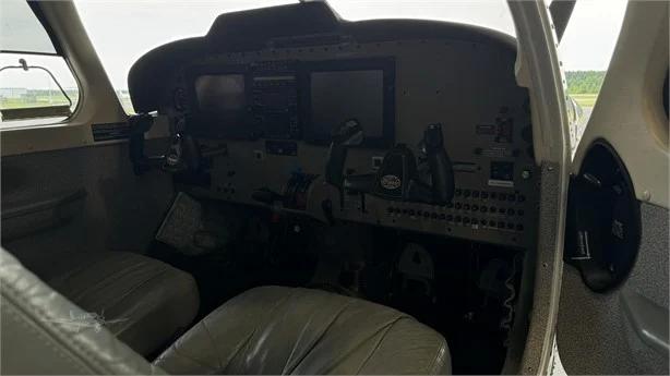 2006 PIPER SARATOGA II HP Photo 5