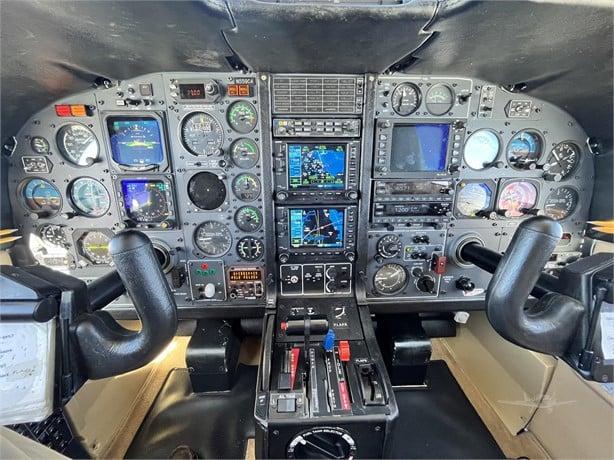 2002 SOCATA TBM 700B Photo 3