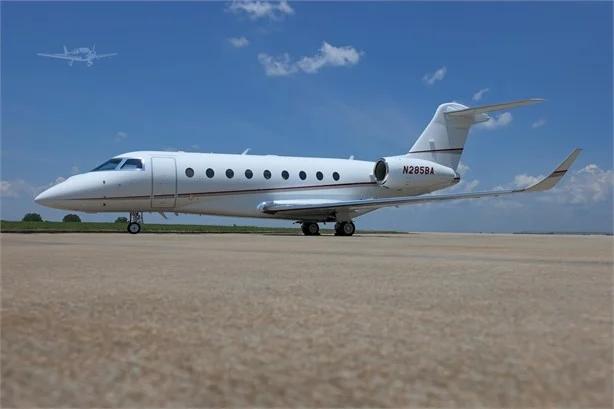 2016 GULFSTREAM G280 Photo 2