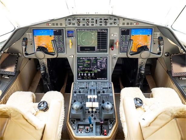 2013 DASSAULT FALCON 2000LX Photo 3