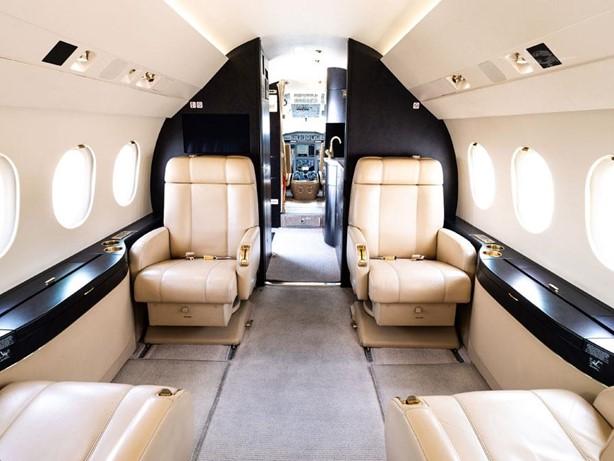 2013 DASSAULT FALCON 2000LX Photo 6