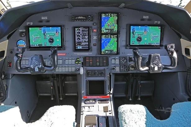 2000 PILATUS PC-12/45 Photo 3