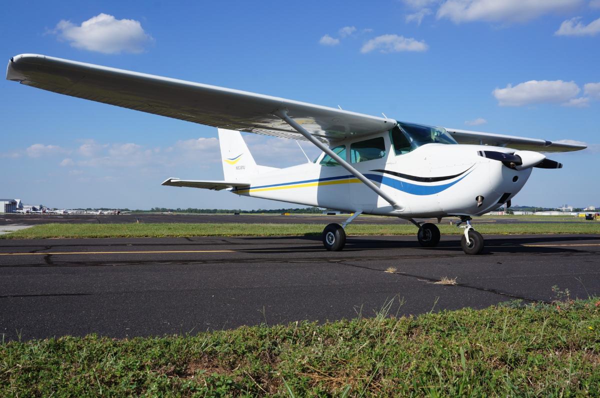 1965 Cessna 172 Skyhawk Photo 3