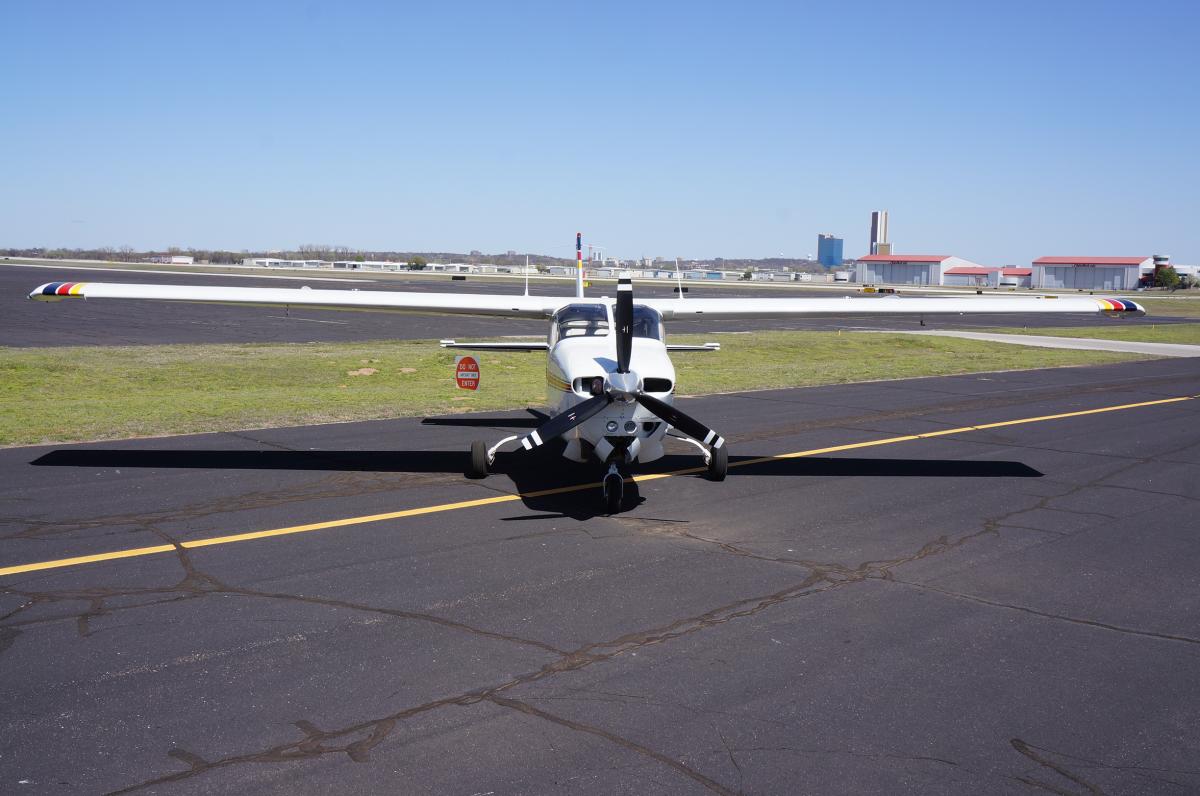 1981 Cessna P210N Photo 6