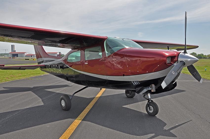 1979 Cessna Turbo 210N Photo 2