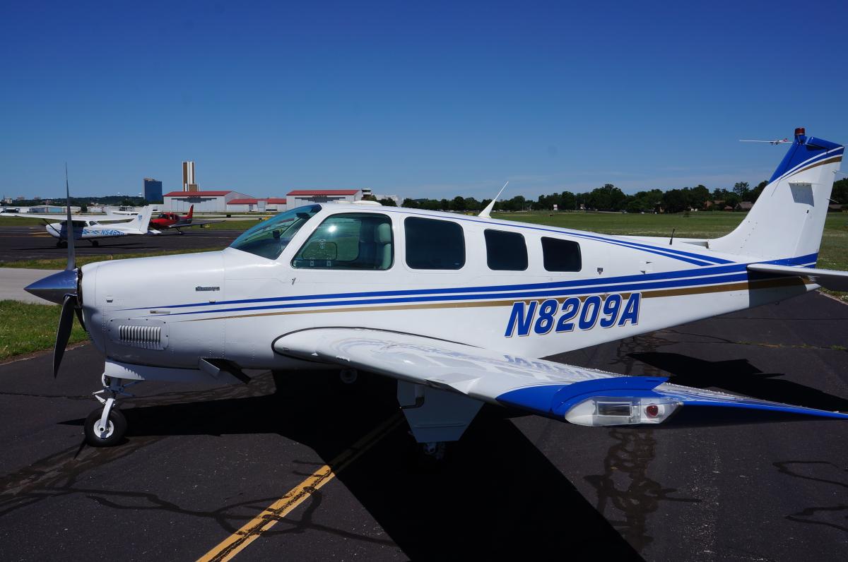 1993 Beechcraft A36 Bonanza Photo 2