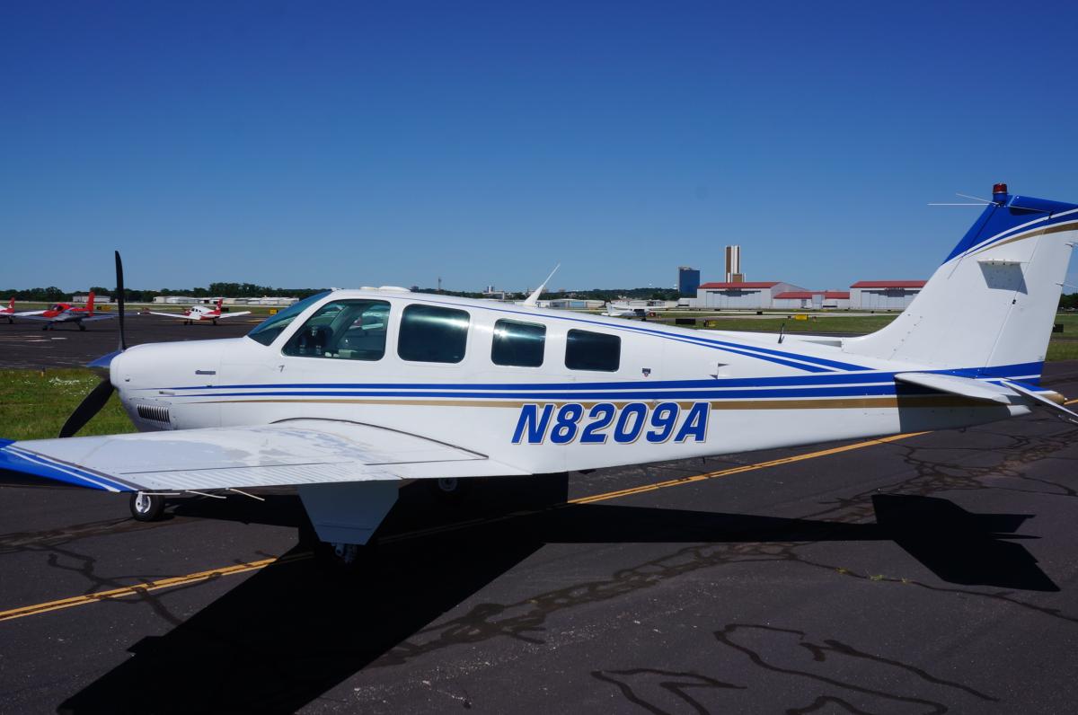 1993 Beechcraft A36 Bonanza Photo 4