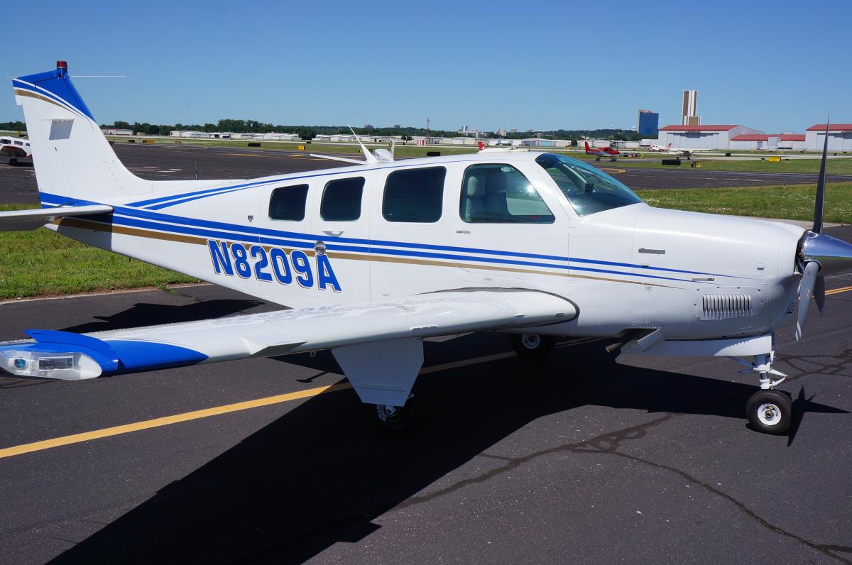 1993 Beechcraft A36 Bonanza Photo 6