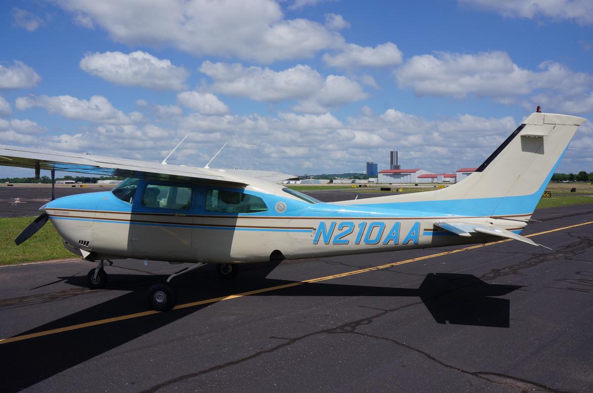 1982 Cessna T210N Photo 6