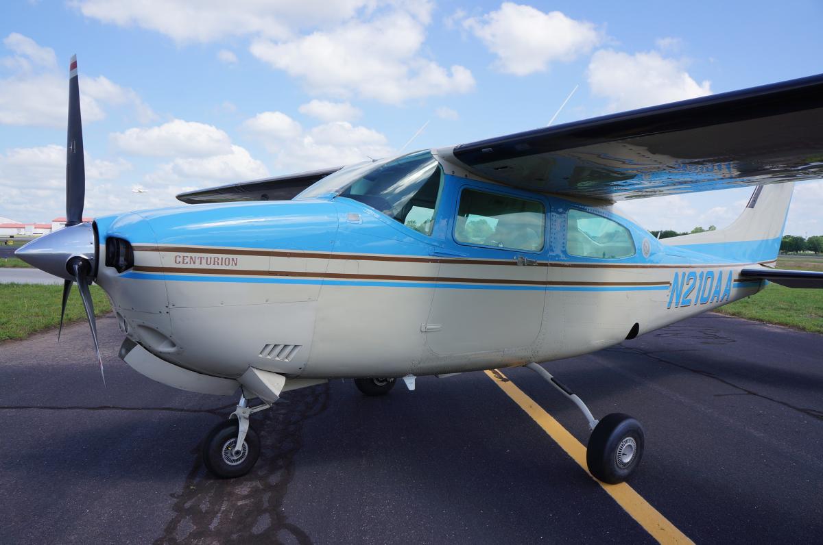 1982 Cessna T210N Photo 7