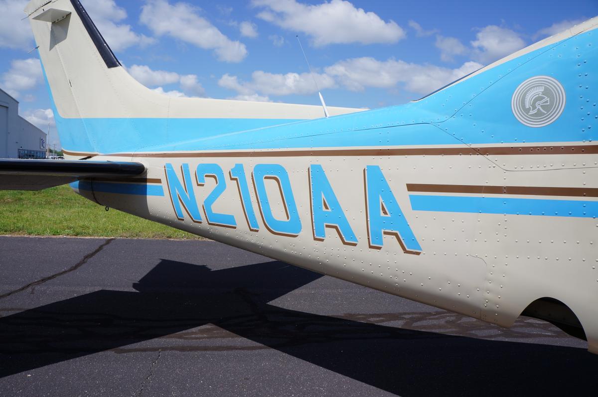 1982 Cessna T210N Photo 6