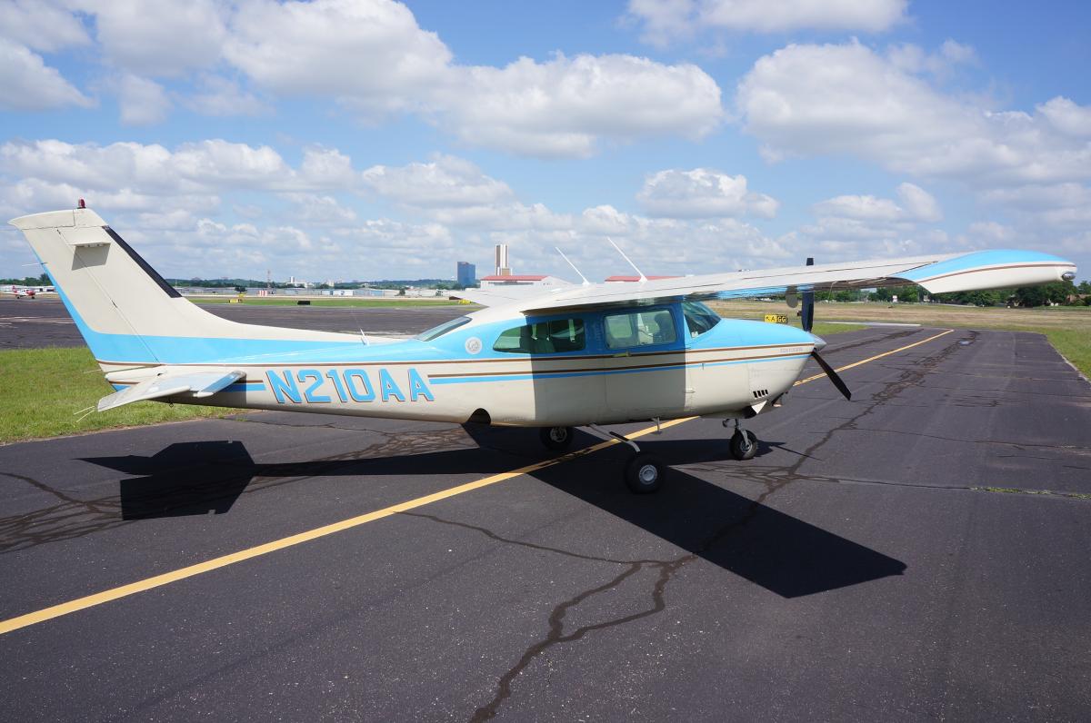 1982 Cessna T210N Photo 6