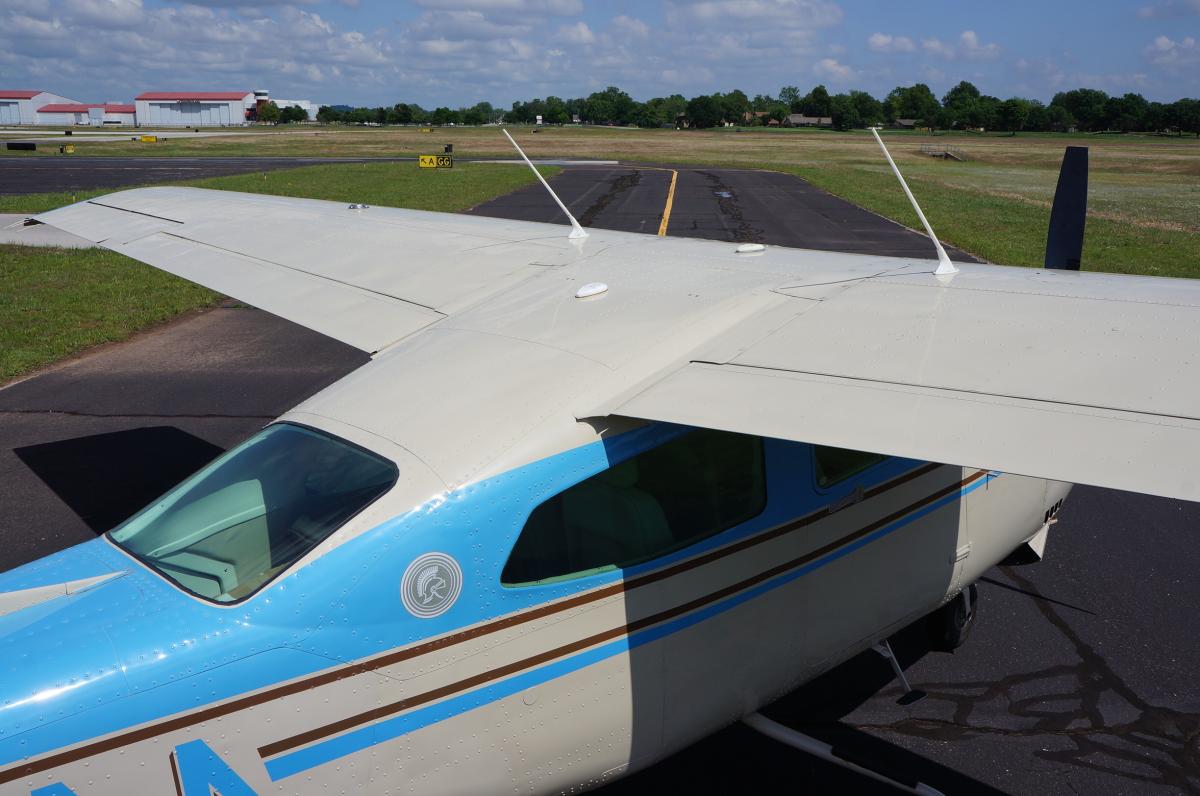 1982 Cessna T210N Photo 3