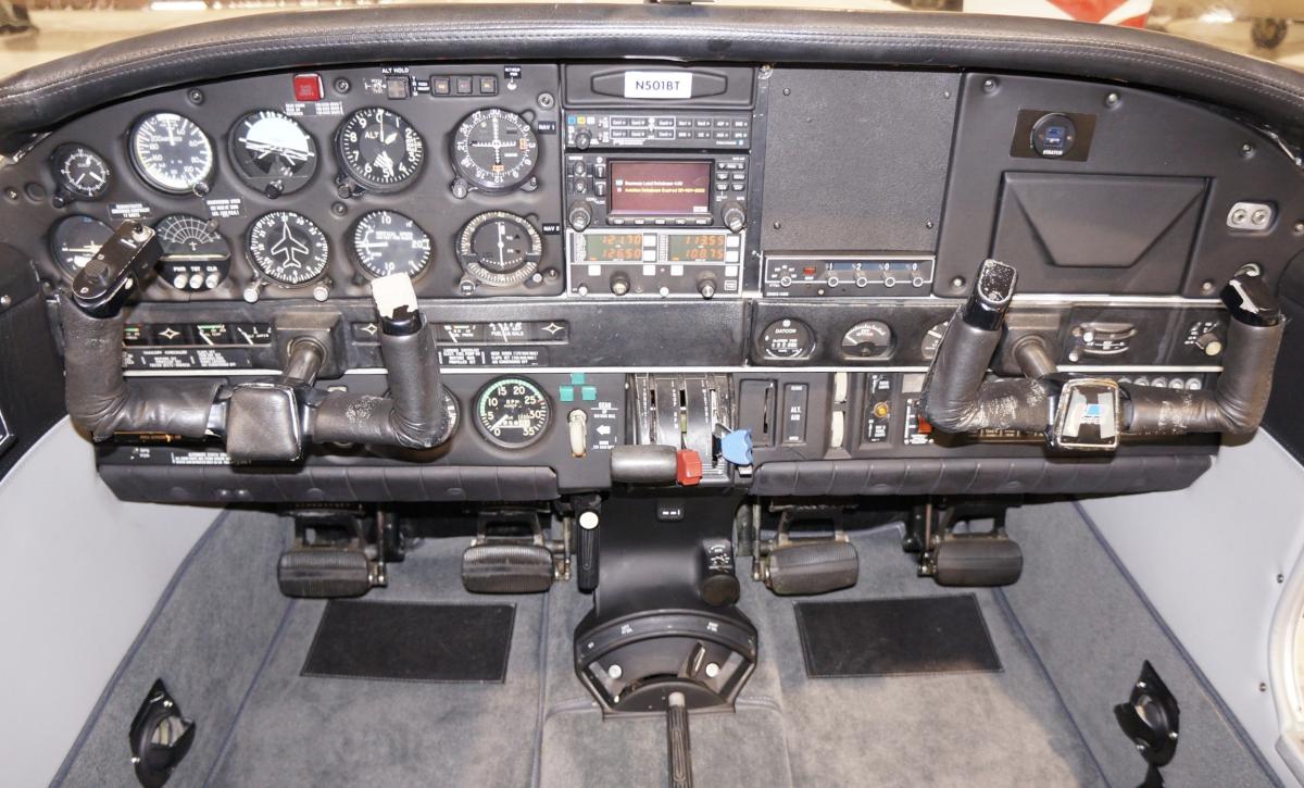 1977 Piper Lance Photo 6