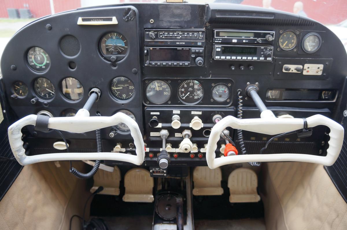 1959 Cessna 182 Skylane Photo 4