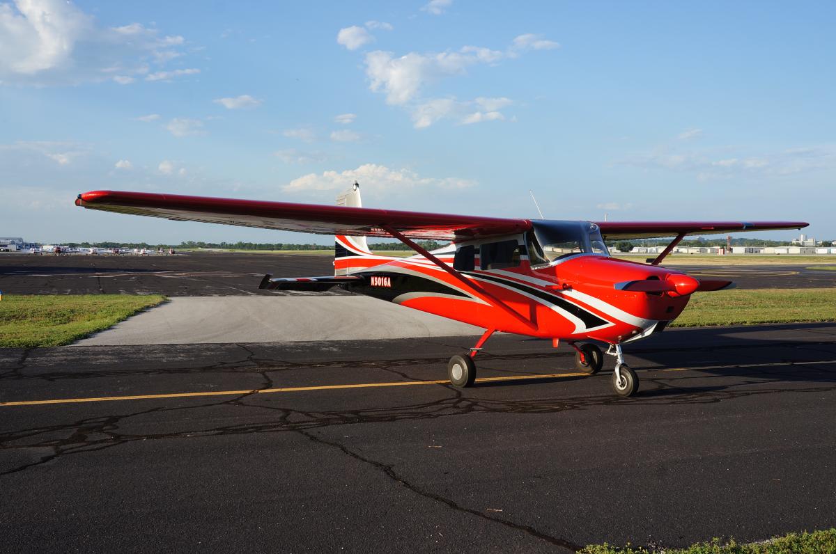 1955 Cessna 172 Skyhawk Photo 2