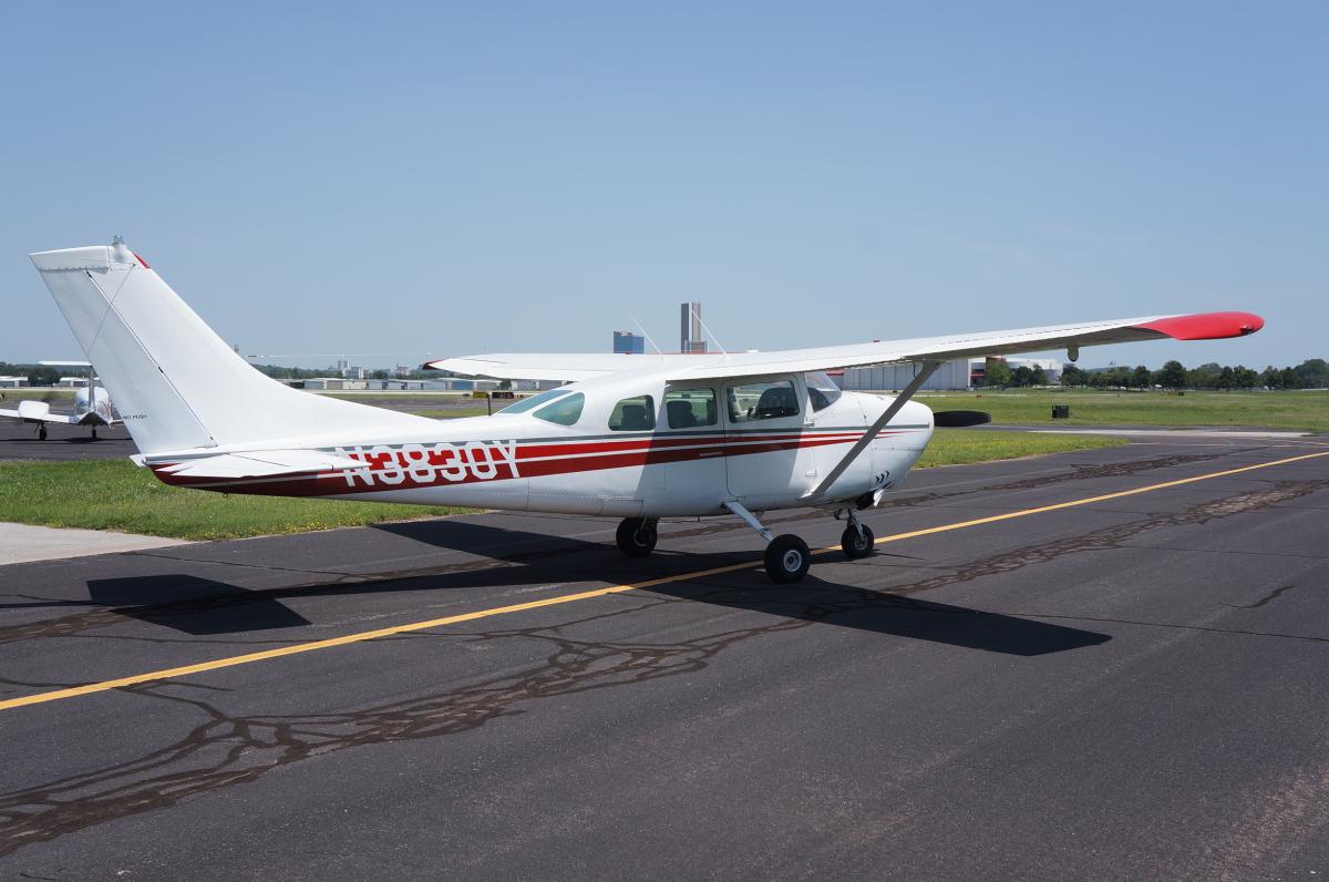 1964 Cessna 210D Photo 4